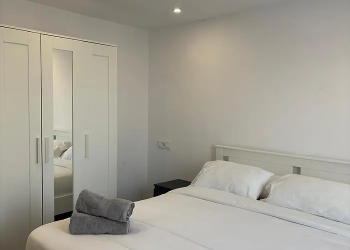 Sl ゲストハウス 3*